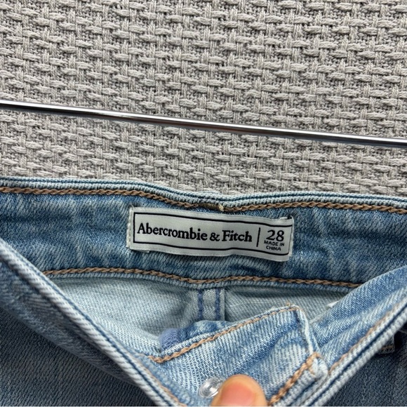 NWT Abercrombie And Fitch Women’s Denim Jean Skirt Sz 28 Preppy Y2K Casual - Picture 4 of 8
